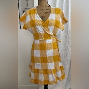 Old Navy Linen Blend Gingham Wrap Front Dress Size L